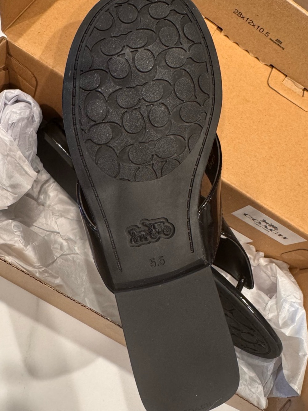 Coach Black Patent Leather Thong Sandals with Embossed Logo - Picture 4 of 8